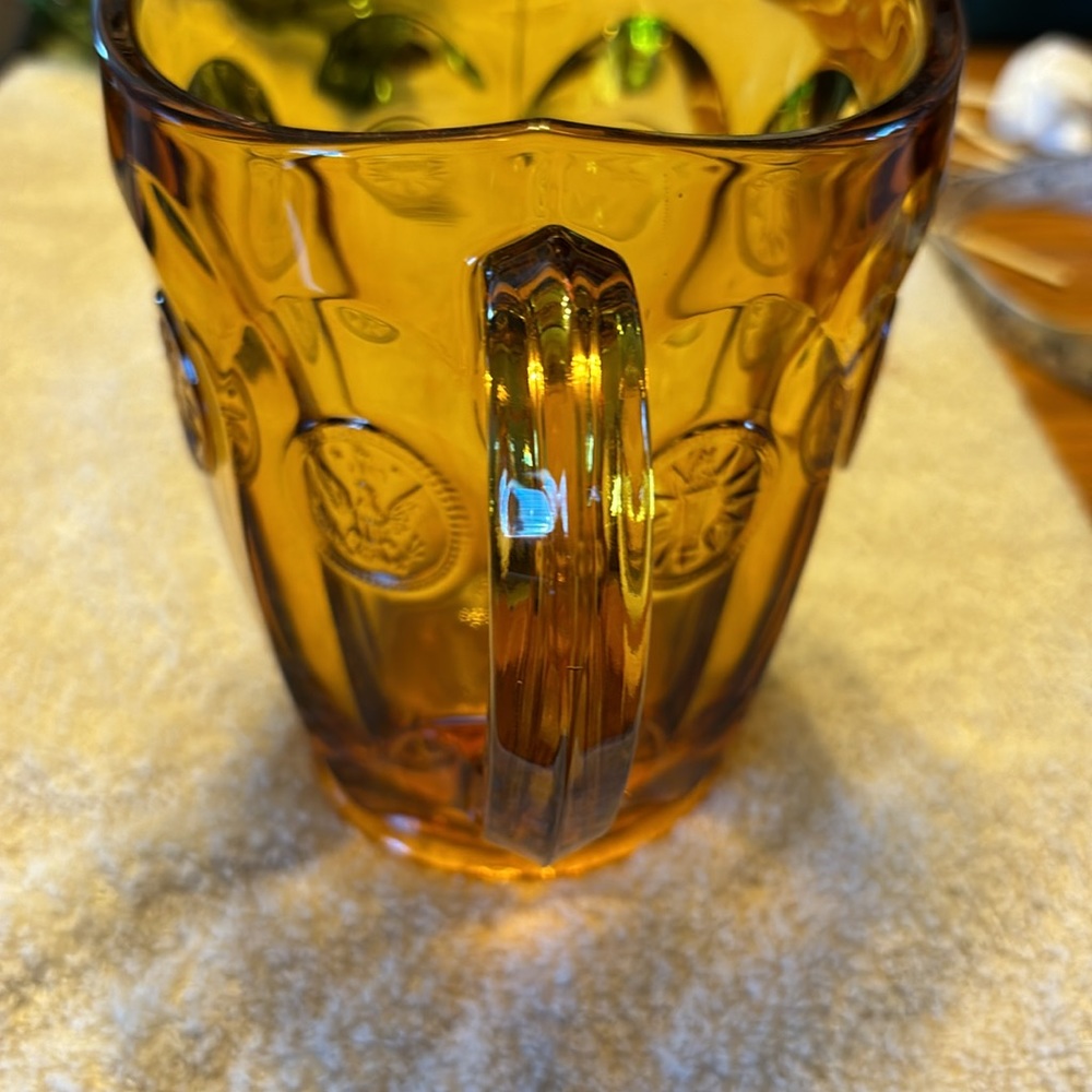Fostoria coin dot pitcher - Picture 4 of 4